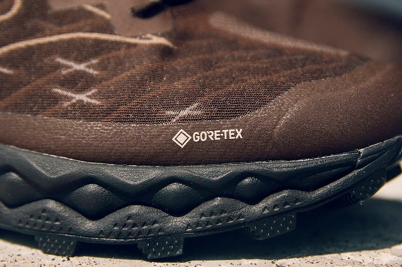 Mizuno Wave Mujin LS GTX “Dark Brown” D1GA2501-04 Release Info