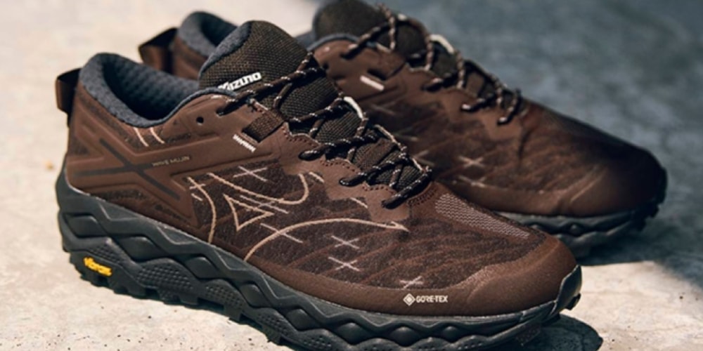 Mizuno’s Wave Mujin LS GTX Gets a “Dark Brown” Treatment
