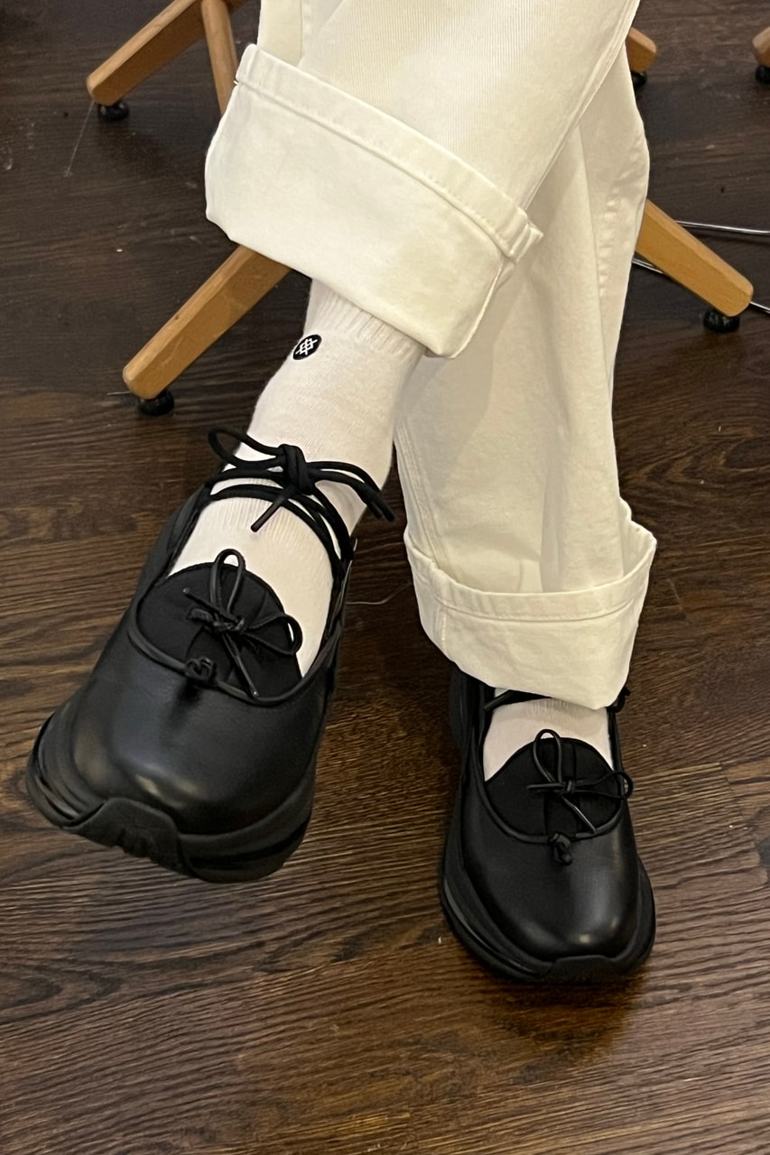 Défilé NYFW SS26 de Tanner Fletcher avec HOKA Bondi Mary Jane et collection Etsy