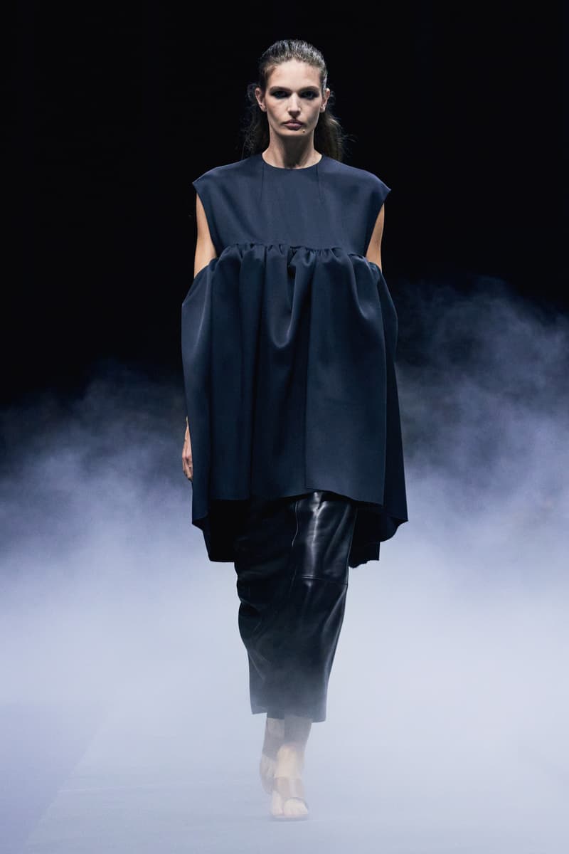 Khaite Spring/Summer 2026 Runway Show Presents an Unpolished Collection Emphasizing Raw Beauty 