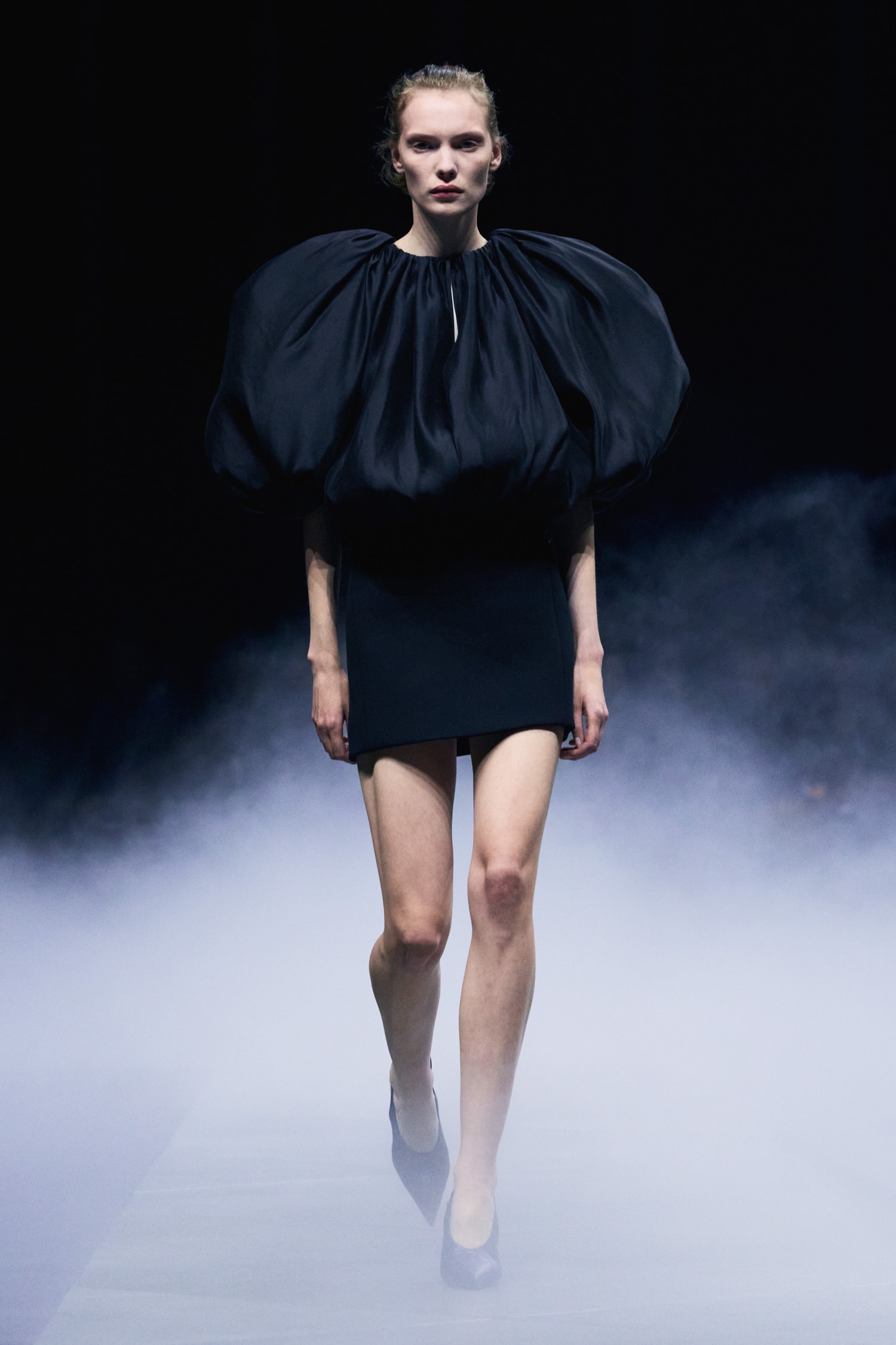 Khaite Spring/Summer 2026 Runway Show Presents an Unpolished Collection Emphasizing Raw Beauty 