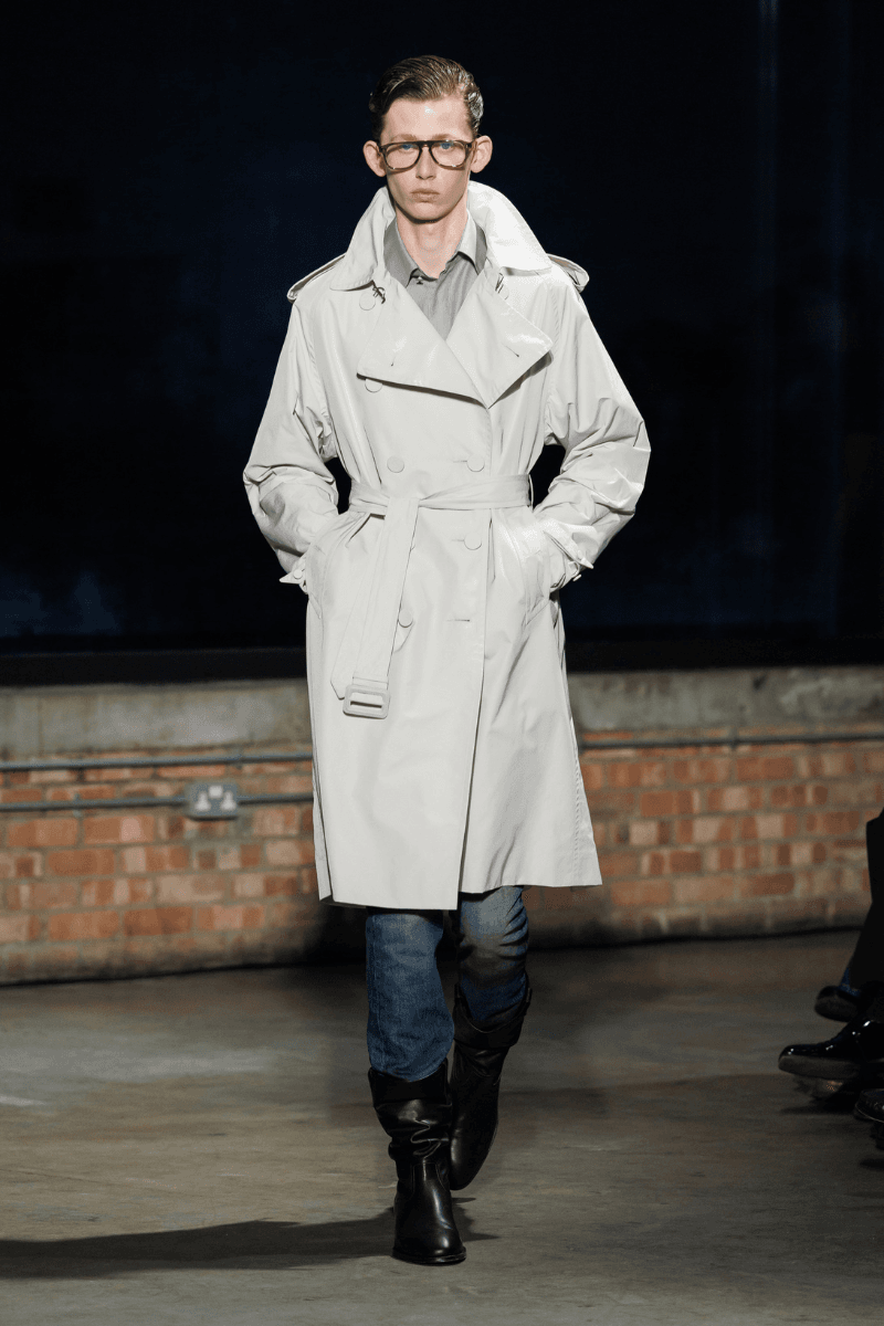 Aaron Esh Routs Back to Classical Menswear for SS26 Oval Space in Hackney London Fashion Week Katy England Savile Row tailor Charlie Allen