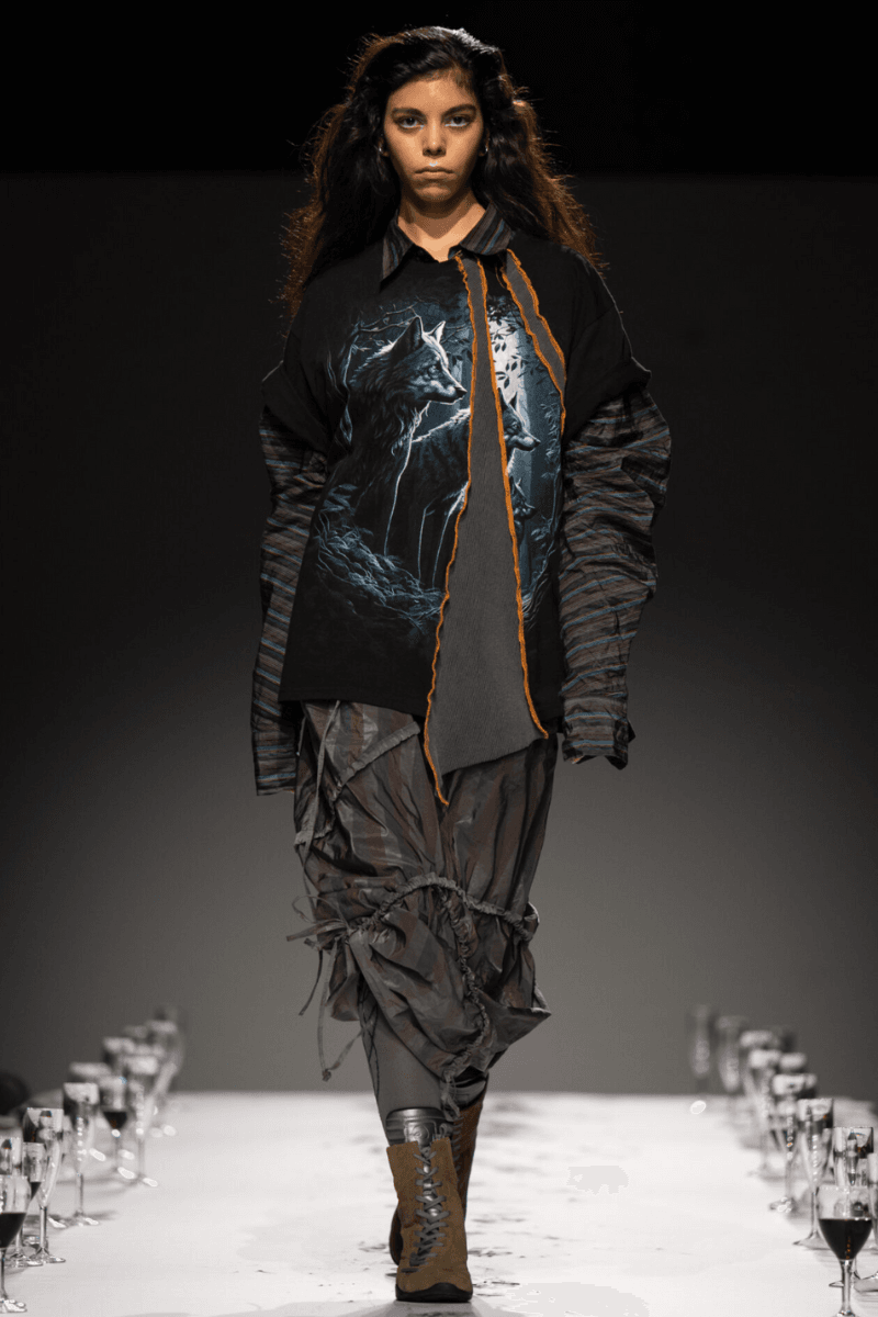 Lueder Turns the Runway into a Mythical Dinner Party for SS26 London Fashion Week Sprint Summer 2026