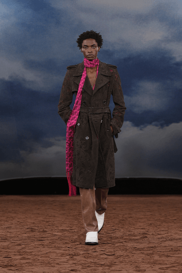 Burberry Spring Summer 2026 London Fashion Week menswear womenswear daniel lee runway show