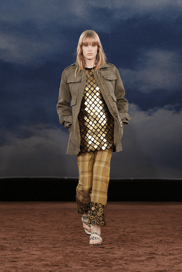 Burberry Spring Summer 2026 London Fashion Week menswear womenswear daniel lee runway show