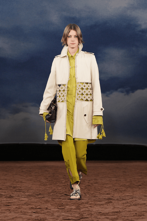Burberry Spring Summer 2026 London Fashion Week menswear womenswear daniel lee runway show