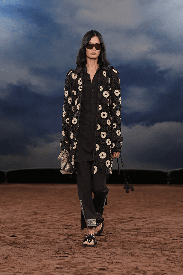 Burberry Spring Summer 2026 London Fashion Week menswear womenswear daniel lee runway show