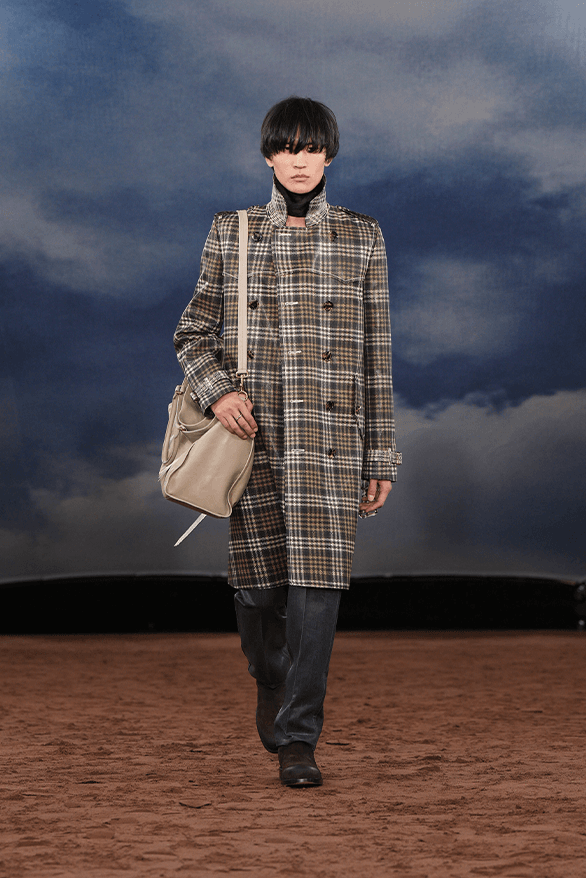 Burberry Spring Summer 2026 London Fashion Week menswear womenswear daniel lee runway show