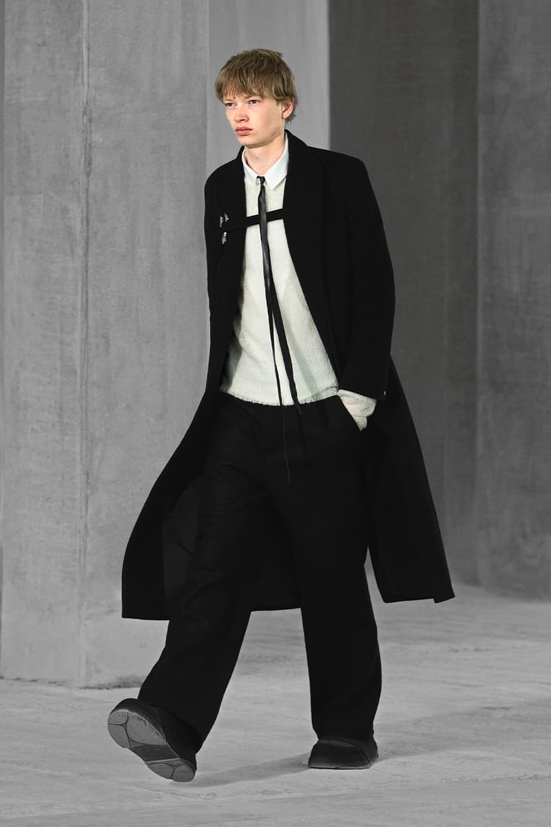 HELIOT EMIL’s Autumn/Winter 2026 collection: Eigengrau. TEXNIC.