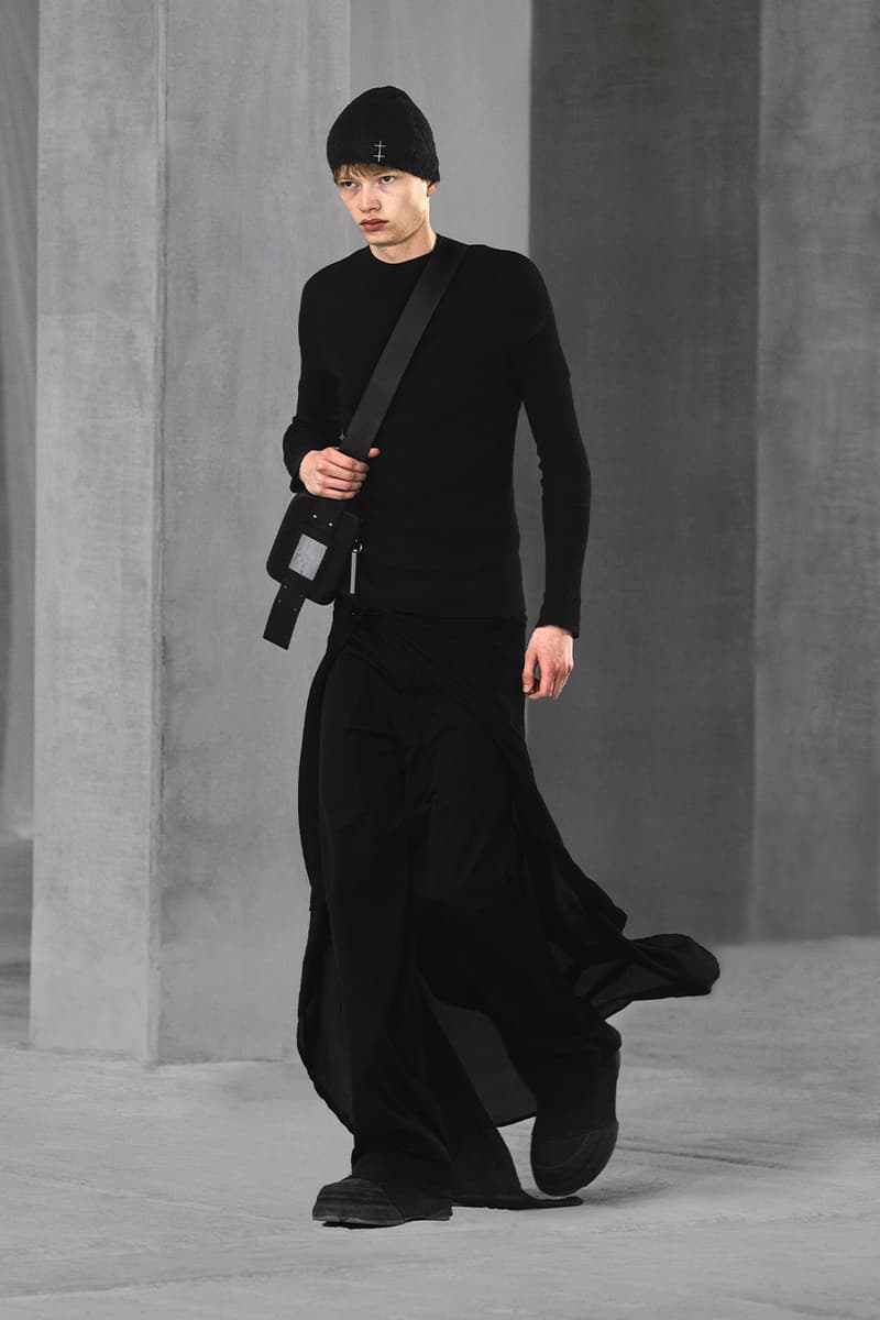 HELIOT EMIL’s Autumn/Winter 2026 collection: Eigengrau. TEXNIC.