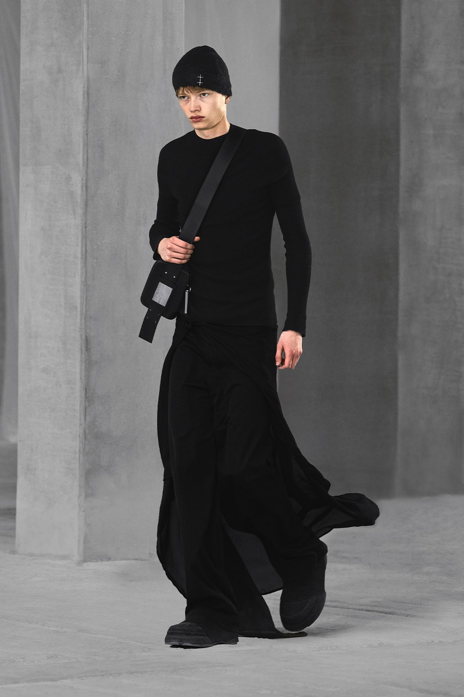 HELIOT EMIL’s Autumn/Winter 2026 collection: Eigengrau. TEXNIC.