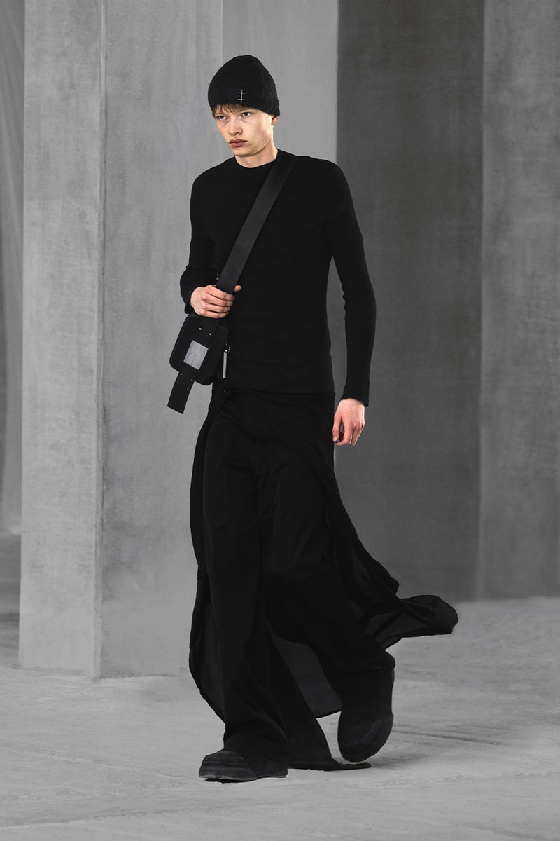 HELIOT EMIL’s Autumn/Winter 2026 collection: Eigengrau. TEXNIC.