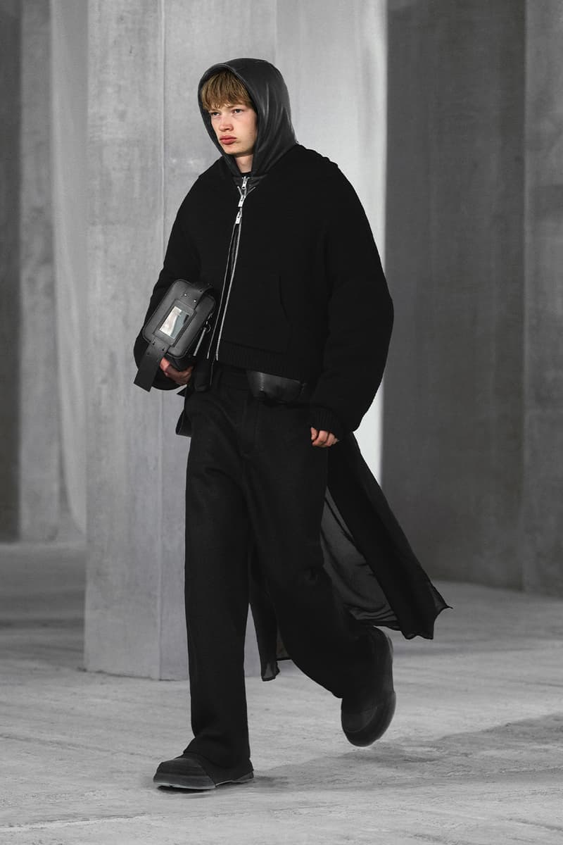 HELIOT EMIL’s Autumn/Winter 2026 collection: Eigengrau. TEXNIC.