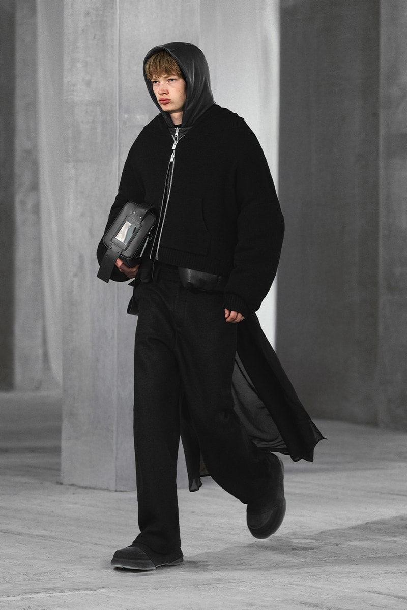 HELIOT EMIL’s Autumn/Winter 2026 collection: Eigengrau. TEXNIC.