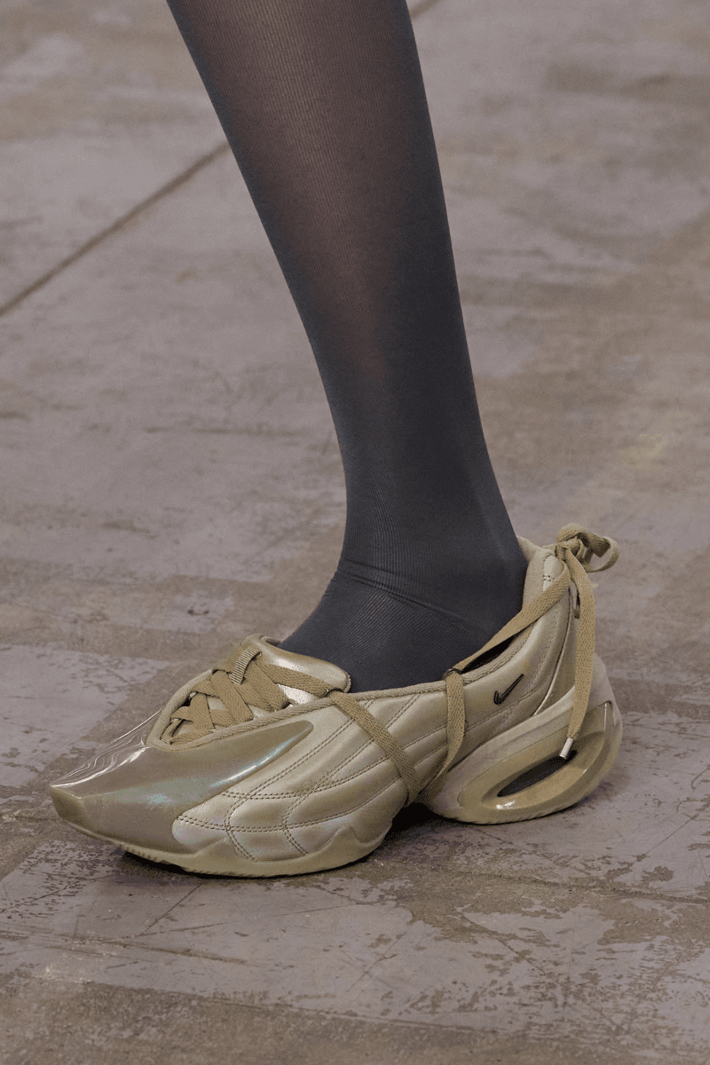 KNWLS' Milan Debut Unveils a Synergistic Collaboration with Nike, Milan Fashion Week, Spring/Summer 2026, Nike Air Max Muse, TENCEL™.