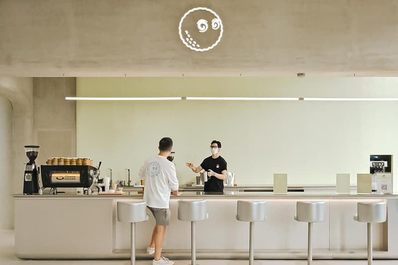 Malbon Opens China Headquarters in Shenzhen stephen erica golf courses golfing