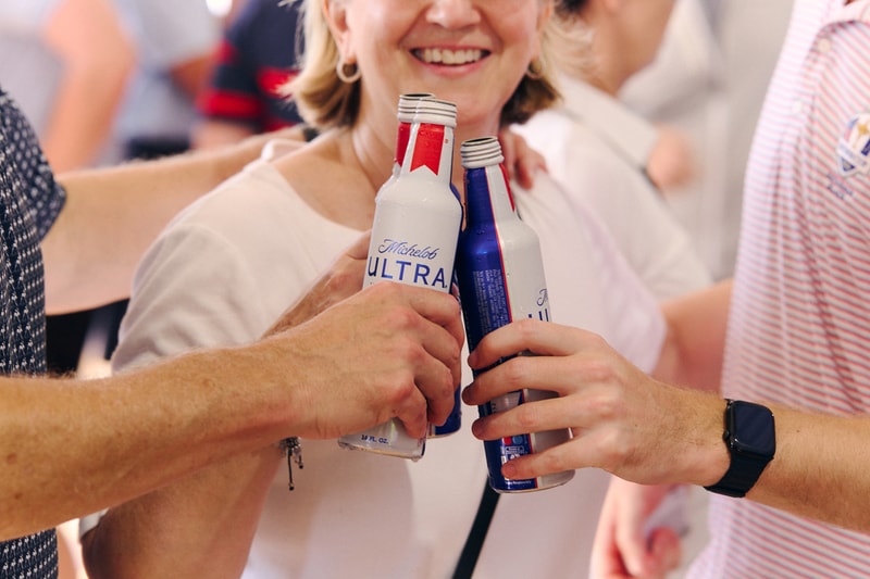 Michelob ULTRA Club Ryder Cup Tournament Golf  Opti-Shot Golden Tee Arcade Liz Breed