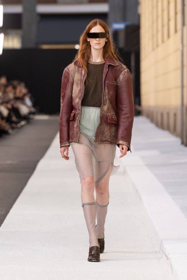 MM6 Maison Margiela Spring/Summer 2026 Is All About "Heightened Normality" collection milan fashion week runway 
