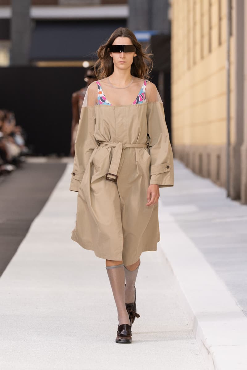 MM6 Maison Margiela Spring/Summer 2026 Is All About "Heightened Normality" collection milan fashion week runway 
