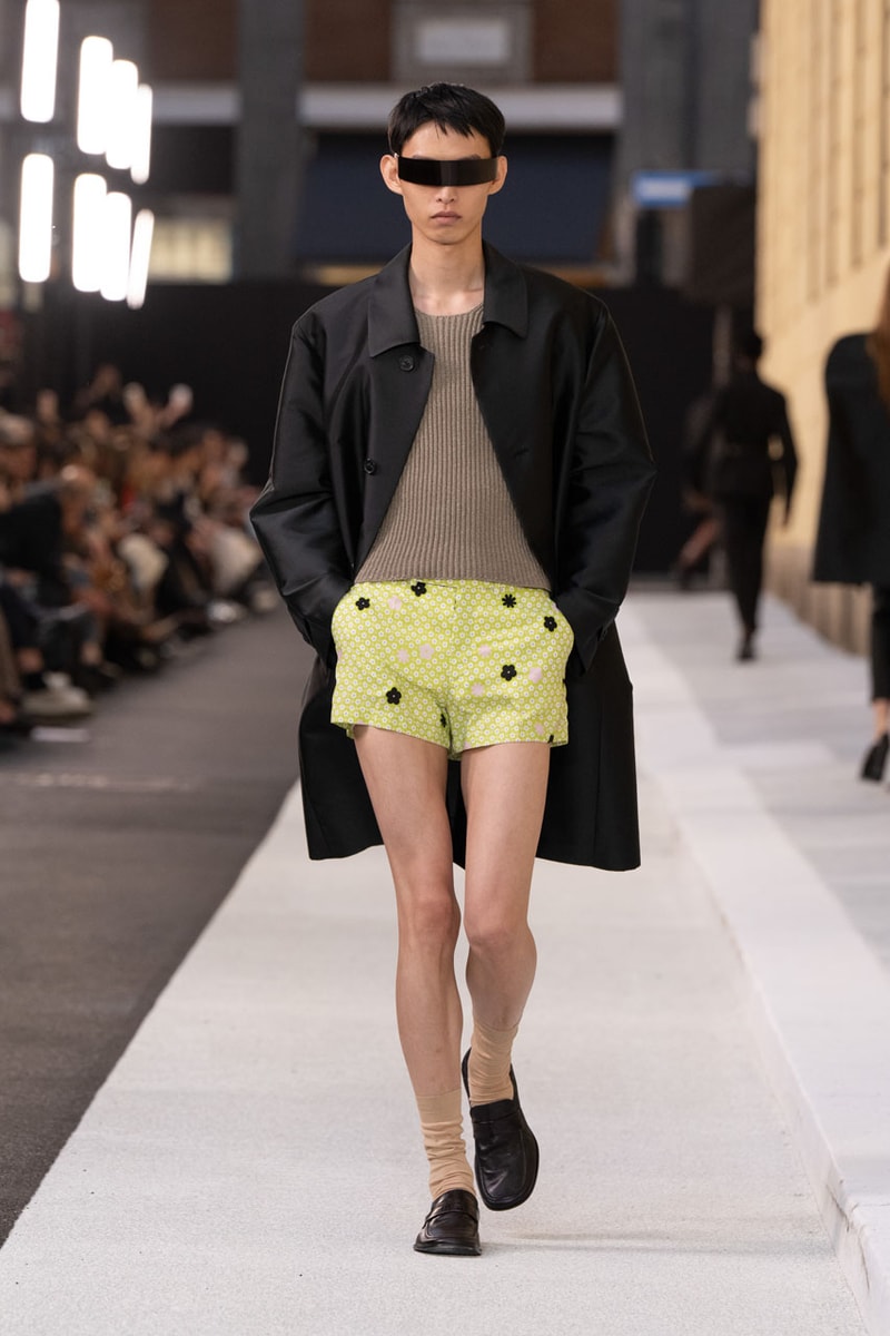 MM6 Maison Margiela Spring/Summer 2026 Is All About "Heightened Normality" collection milan fashion week runway 