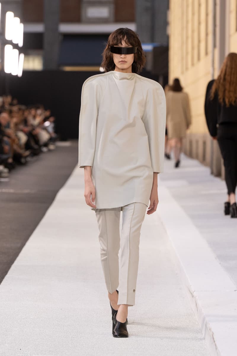 MM6 Maison Margiela Spring/Summer 2026 Is All About "Heightened Normality" collection milan fashion week runway 