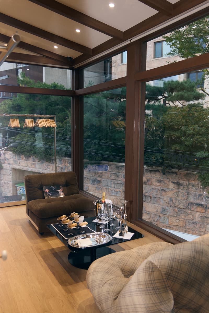 House of Glowny Dosan Store Opening Info announcement