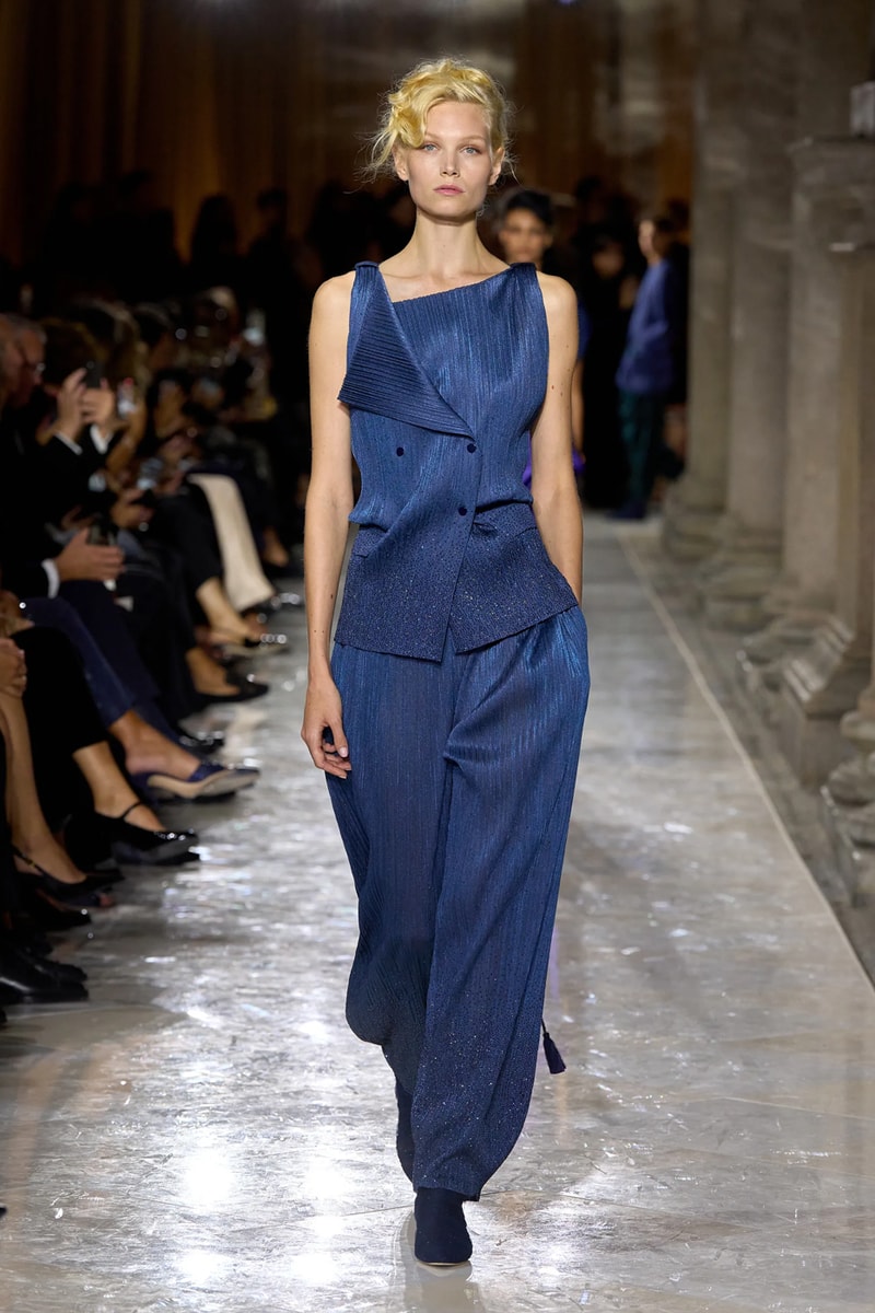Giorgio Armani Spring/Summer 2026 Milan Fashion Week Final Collection last show final collection italian designer fluidity menswear suiting