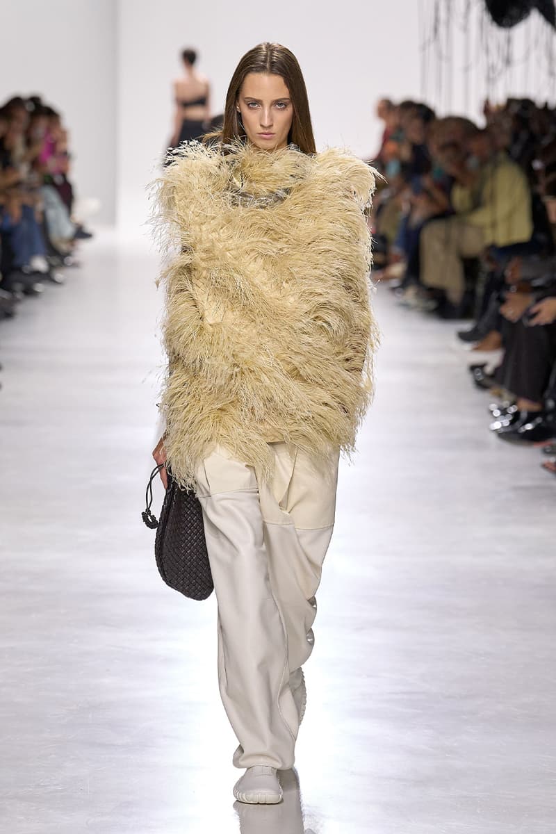 Louise Trotter's Debut Bottega Veneta SS26 Collection Breathes New Air Into the Heritage House