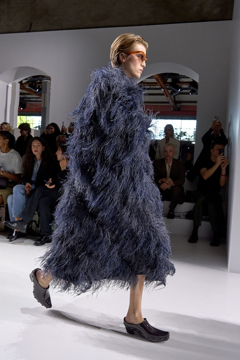 Louise Trotter's Debut Bottega Veneta SS26 Collection Breathes New Air Into the Heritage House