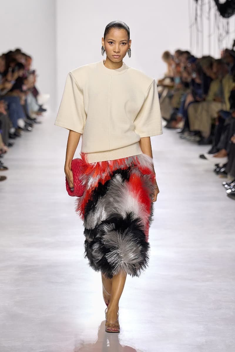 Louise Trotter's Debut Bottega Veneta SS26 Collection Breathes New Air Into the Heritage House