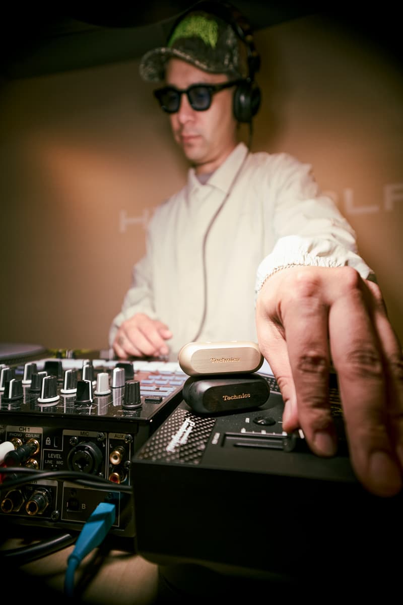 DJ ODDEO Technics Golf  AZ100 True Wireless Earbuds Hypegolf Classic Clubhouse 