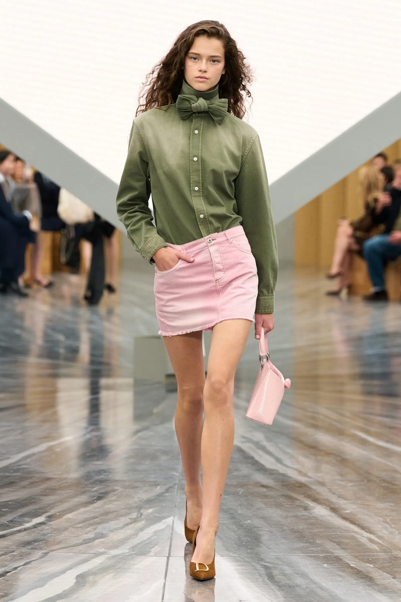 Jonathan Anderson's Debut Dior SS26 Womenswear Collection Was Nothing Short of Spectacular lvmh creative director sole 