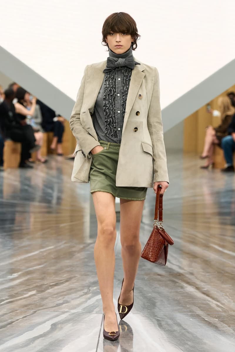 Jonathan Anderson's Debut Dior SS26 Womenswear Collection Was Nothing Short of Spectacular lvmh creative director sole 