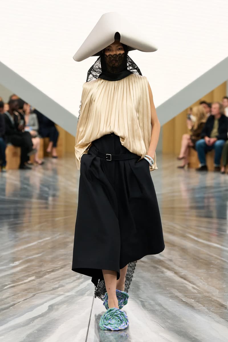 Jonathan Anderson's Debut Dior SS26 Womenswear Collection Was Nothing Short of Spectacular lvmh creative director sole 