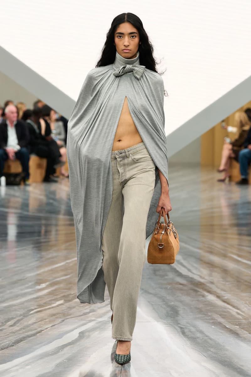 Jonathan Anderson's Debut Dior SS26 Womenswear Collection Was Nothing Short of Spectacular lvmh creative director sole 
