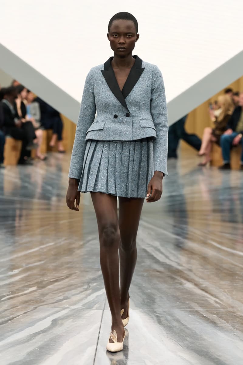 Jonathan Anderson's Debut Dior SS26 Womenswear Collection Was Nothing Short of Spectacular lvmh creative director sole 