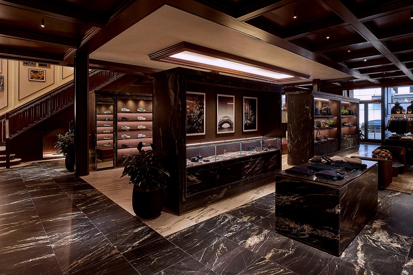Kith Announces Opening of Chicago Flagship windy city Magnificent Mile, Kith Chicago onnie Fieg for ASICS World’s Fair collection asics world fair womens accessories