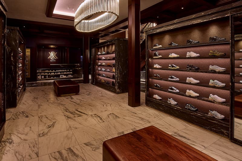 Kith Announces Opening of Chicago Flagship windy city Magnificent Mile, Kith Chicago onnie Fieg for ASICS World’s Fair collection asics world fair womens accessories