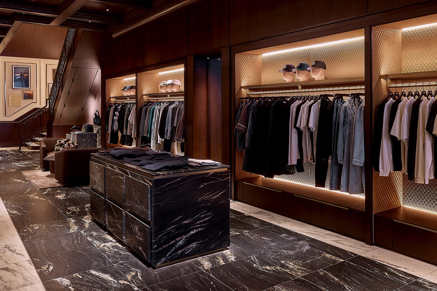 Kith Announces Opening of Chicago Flagship windy city Magnificent Mile, Kith Chicago onnie Fieg for ASICS World’s Fair collection asics world fair womens accessories