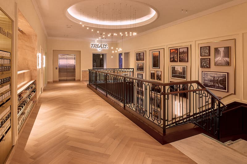 Kith Announces Opening of Chicago Flagship windy city Magnificent Mile, Kith Chicago onnie Fieg for ASICS World’s Fair collection asics world fair womens accessories