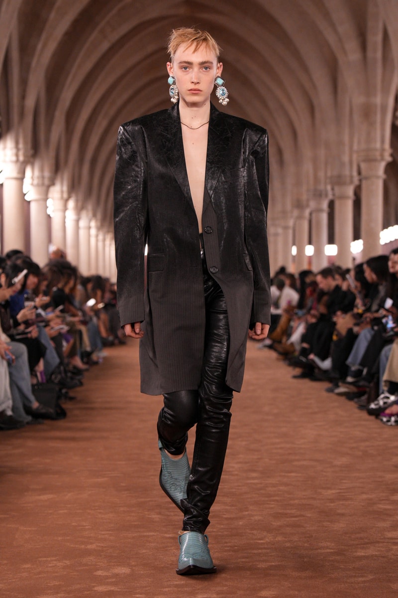 Acne Studios Spring Summer 2026 Paris Fashion Week menswear womenswear runway show Jonny Johansson