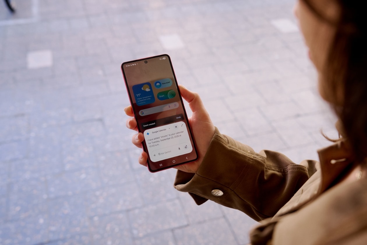 Sarah Stephens Samsung Galaxy Flip7 Gemini 