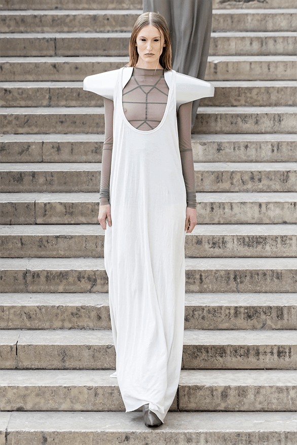 rick owens white dress Easy Sarah in Chalk This dress from Rick Owens is made in an asymmetrical silhouette with a one Rick Owens Ribbed semi-sheer Maxi
