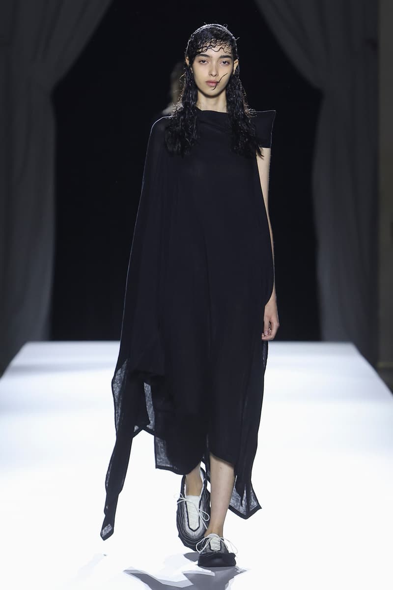 Yohji Yamamoto Spring Summer 2026 Paris Fashion Week womenswear runway show