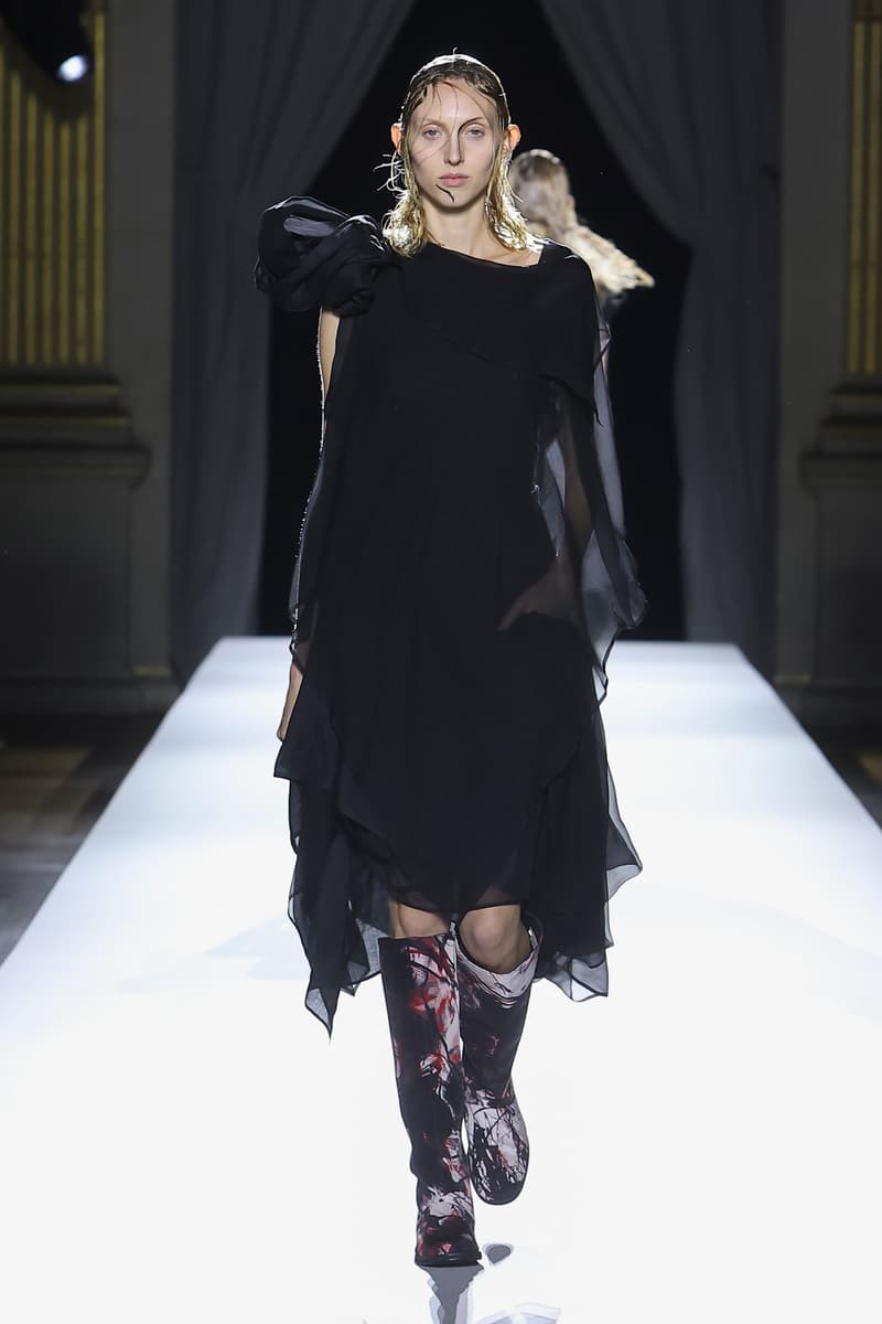 Yohji Yamamoto Spring Summer 2026 Paris Fashion Week womenswear runway show