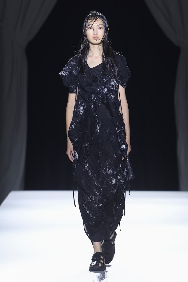 Yohji Yamamoto Spring Summer 2026 Paris Fashion Week womenswear runway show