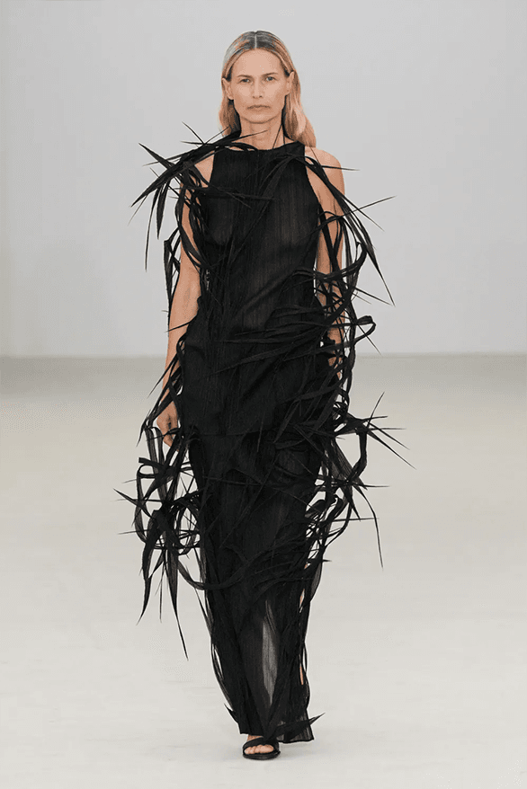 Issey Miyake Spring Summer 2026 Paris Fashion Week womenswear runway show