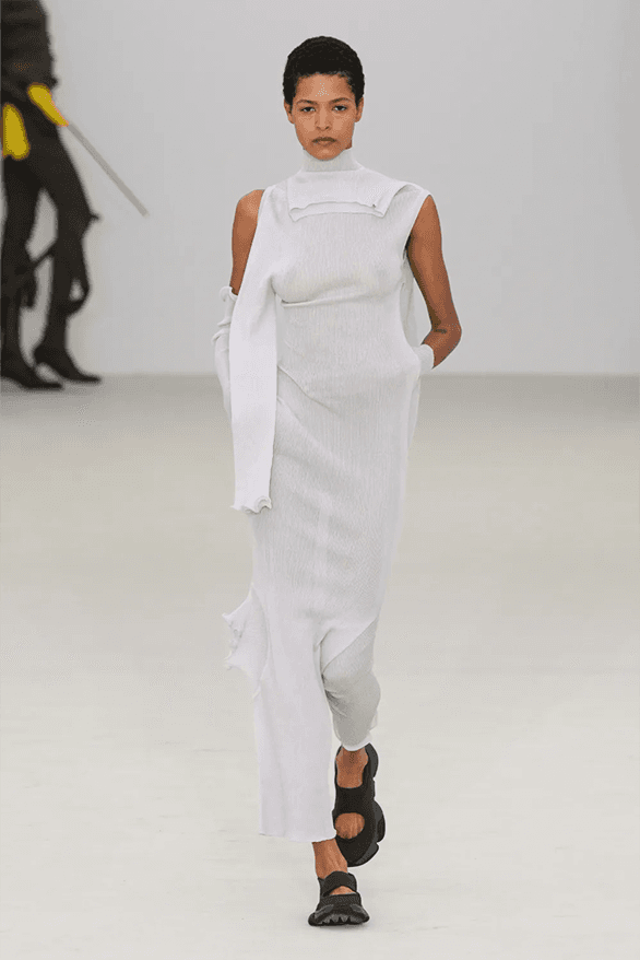 Issey Miyake Spring/Summer 2026 at Paris Fashion Week | Hypebeast