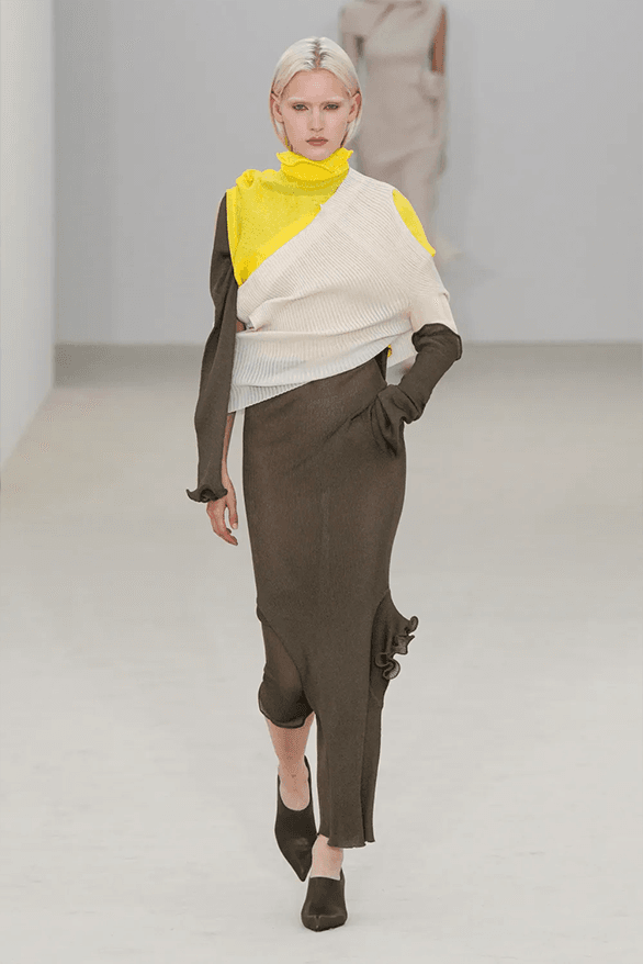 Issey Miyake Spring Summer 2026 Paris Fashion Week womenswear runway show
