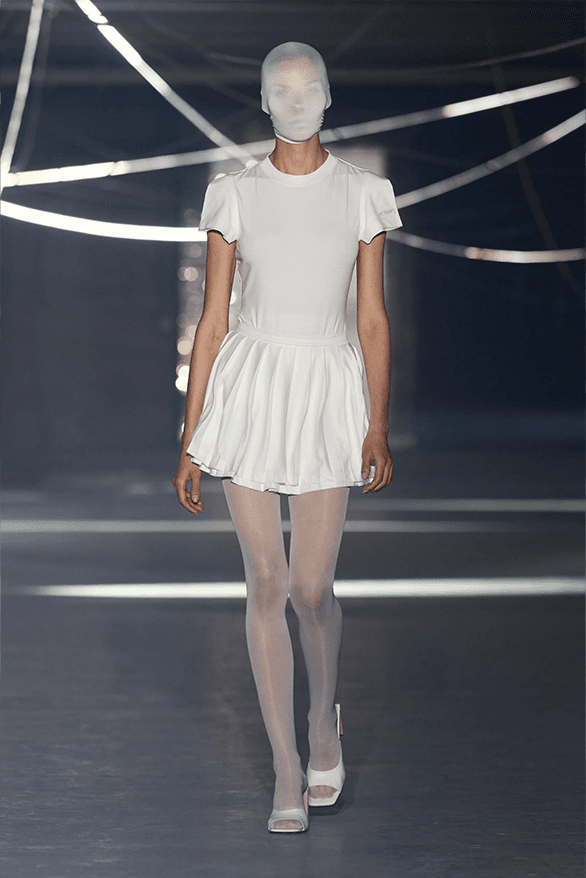 VETEMENTS Spring Summer 2026 Paris Fashion Week menswear womenswear runway show Guram Gvasalia